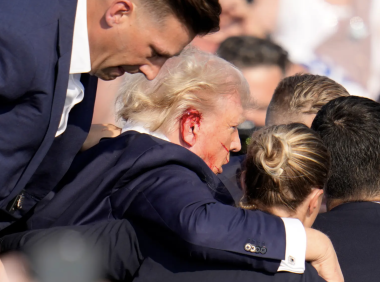 视频！特朗普宾州竞选集会被枪击！险些被击毙！枪手已死亡